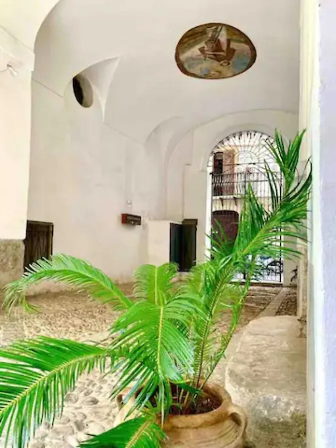 La Casetta Perfetta @ The Cathedral Παλέρμο Ιταλία